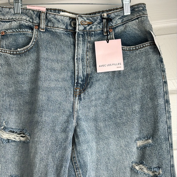 Avec Les Filles High Rise destructed wash Straight Fit Jean Nwt/size 30 - Picture 2 of 9